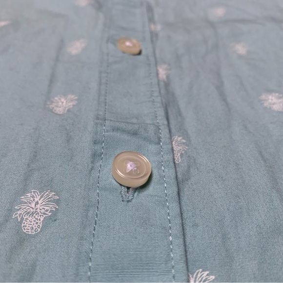 Kenneth Cole Reaction Shirt Mens Large Blue Button Up Short Sleeve Pineapple AOP - Picture 4 of 12